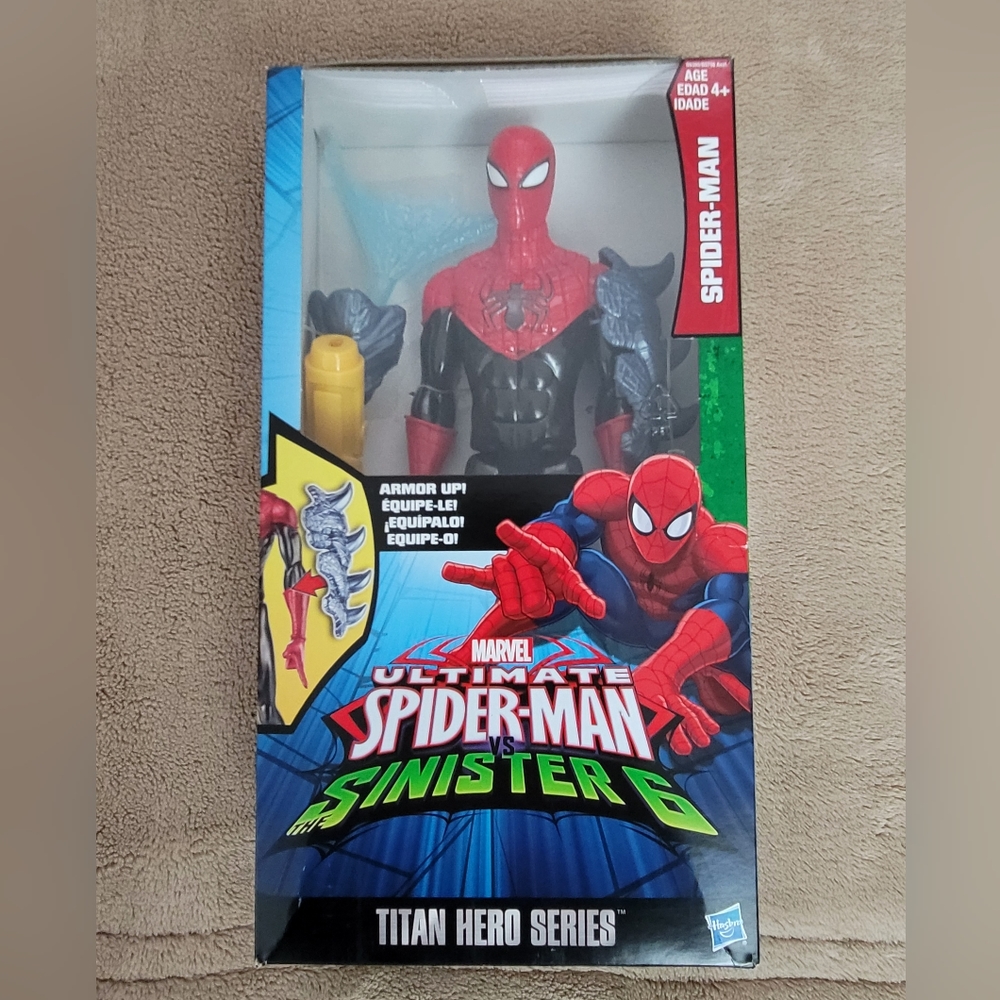 2015 Spider-Man Ultimate vs The Sinister Six: Titan Hero Series with Gear